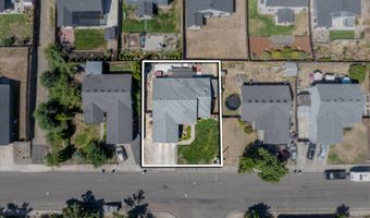 2002 S 60TH St, Springfield, OR 97478
