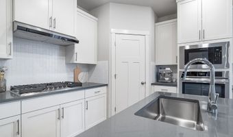 16967 SW Lorikeet Ln, Beaverton, OR 97007