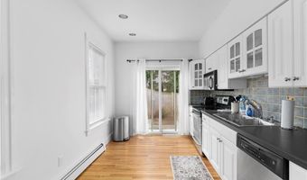 109 Church St 1, Newport, RI 02840