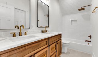 67 Cove Cir, Alexander City, AL 35010