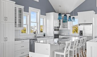 20 Coquina Trl, Bald Head Island, NC 28461