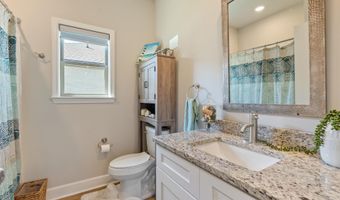 4532 Western Woods Dr, Benton, AR 72015