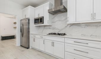 6801 CAPRI Pl, Bethesda, MD 20817