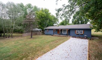 202 E Cawlfield St, Ash Grove, MO 65604