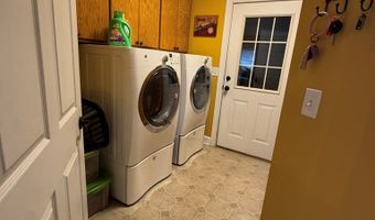 1708 Jimmy St, Adel, GA 31620