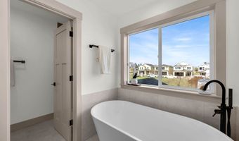 818 SE 35TH St, Battle Ground, WA 98604