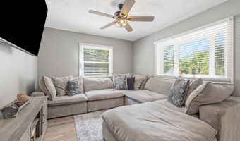 7240 W Division Rd, Bargersville, IN 46106