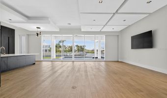 5718 TYBEE ISLAND Dr, Apollo Beach, FL 33572