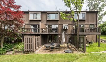 2503 Meade Ct, Ann Arbor, MI 48105