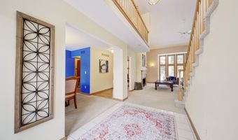 825 Brookside Dr, Ann Arbor, MI 48105