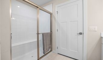 160 Eagle Cir, Amherst, OH 44001