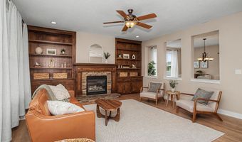4111 Ballentine Dr, Ames, IA 50010