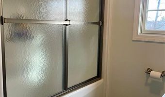 58 Rawlinson Dr, Coventry, RI 02816