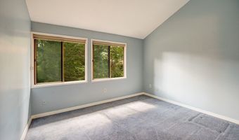 522 Tumbling Hawk 522, Acton, MA 01718