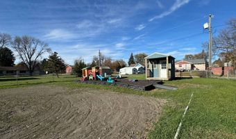 1016 8th St, Britton, SD 57430