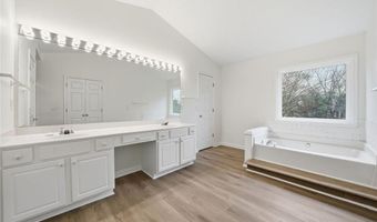 11705 Bentham Ct, Alpharetta, GA 30005