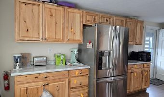 1031 Rosewood Dr, Altoona, PA 16601