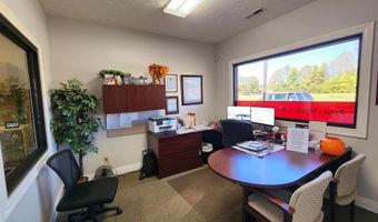 108 Plaza Dr, Albany, KY 42602