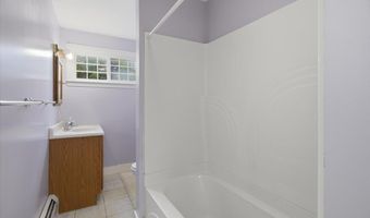 105 Hicks Ave, Bennington, VT 05201