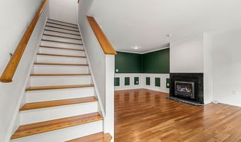 95 Anderer Ln 7, Boston, MA 02132