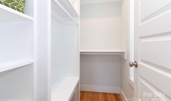 27 Ruslan Dr, Asheville, NC 28806
