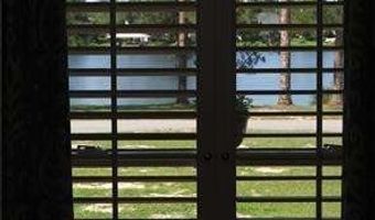 220 Lake Shore Dr, Alma, GA 31510
