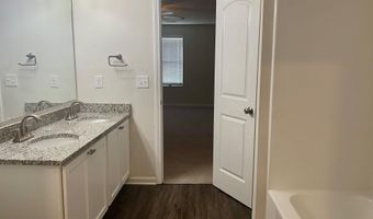 155 Kinsale Dr, Macon, GA 31216