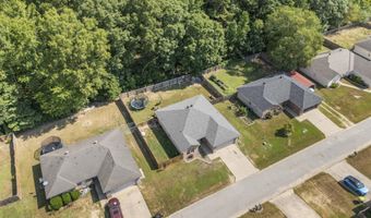 345 Meadow Creek Dr, Benton, AR 72015