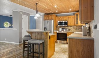 374 Briarwood Ln, Bedford, IN 47421