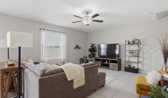 5052 WHITE CHICORY Dr, Apollo Beach, FL 33572