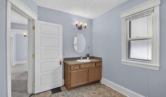 405 Silver St, Akron, OH 44303