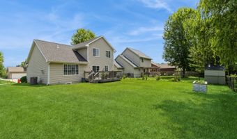 2932 SW Meadow Ridge Dr, Ankeny, IA 50023
