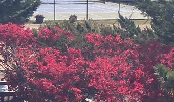 2136 Montauk Hwy 202, Amagansett, NY 11930