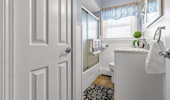 17 Mowry Ave, Cumberland, RI 02864