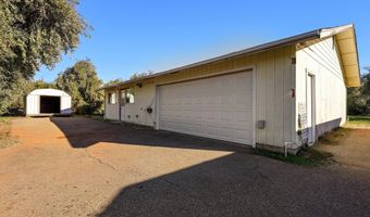 5694 Dolly Ln, Anderson, CA 96007