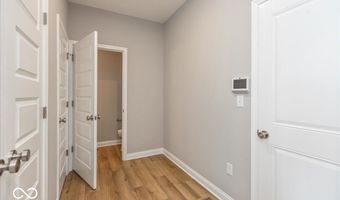 6928 Renoir Way, Avon, IN 46123