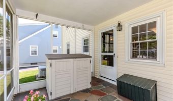 19 Longue Vue Ave, North Providence, RI 02904
