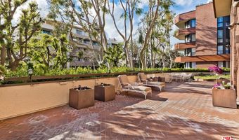300 N Swall Dr 158, Beverly Hills, CA 90211