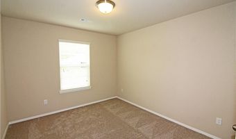 807 Green World St, Bentonville, AR 72712