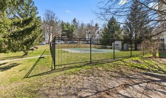 227 Hildred Dr, Burlington, VT 05401