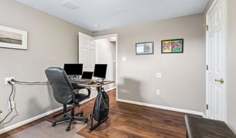 5715 DOUBS Rd, Adamstown, MD 21710