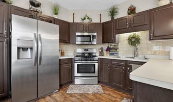 2484 Stonegate Dr NW, Acworth, GA 30101