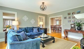 32 Chapin Rd, Barrington, RI 02806