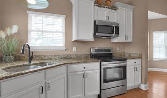 3040 Clifford Ave, Ashville, OH 43103