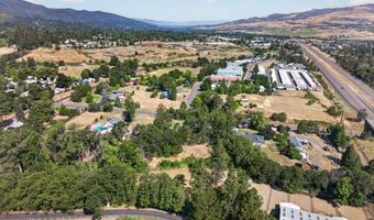 624 Crowson Rd, Ashland, OR 97520