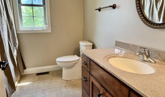 803 Spyglass Hill Dr, Bedford, IN 47421