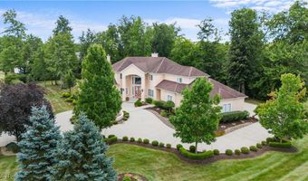 460 Berwick Cir, Aurora, OH 44202