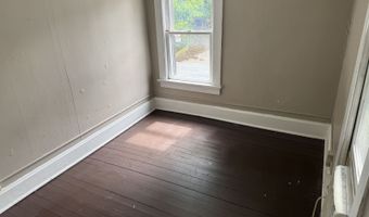 33 37 43 4 N Lancaster St, Athens, OH 45701