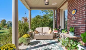 1717 Cedar Ln, Ann Arbor, MI 48105