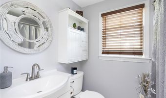 57 Warren Ave, Middletown, RI 02842